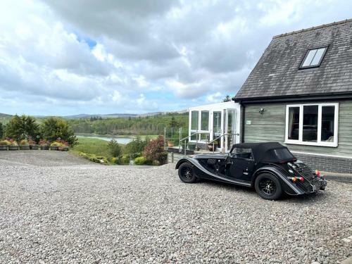 Pass The Keys Beautiful 2br House With Outstanding Views