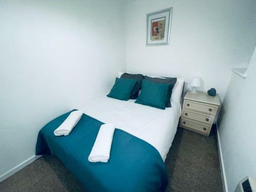 Superior 2 Bedroom Apartment With Parking