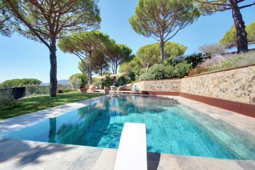 Villa Emilia Con Infinity Pool