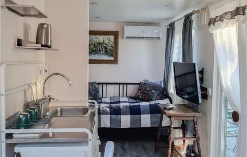 Nice Home In S�dert�lje With Wifi