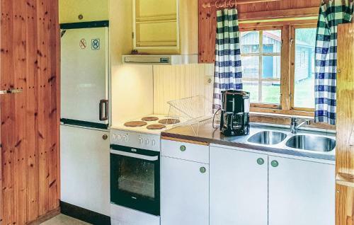 Stunning Home In Syssleb�ck W/