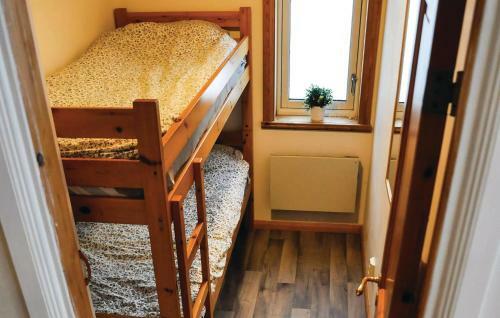 Three-bedroom Holiday Home In Syssleback