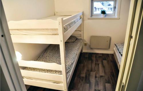 Three-bedroom Holiday Home In Syssleback