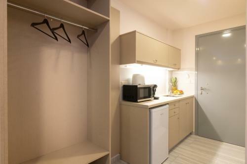 Apartamento Sea Diamond Suites