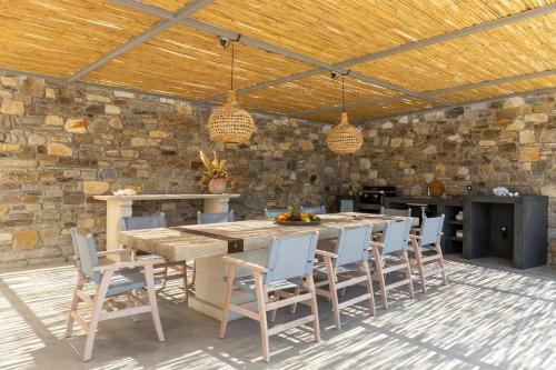 Eneos Seaview Villas With Pool, Paros