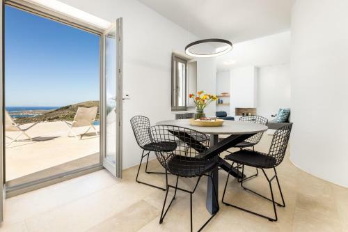 Eneos Seaview Villas With Pool, Paros