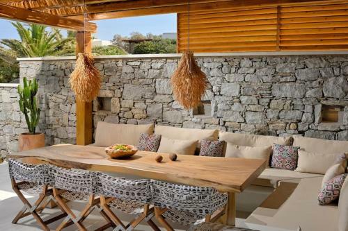 Beachfront Villa Cohyli, Kalafatis Beach