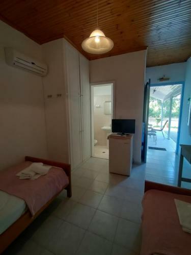 Bed & Breakfast Kalogria Beach Studios