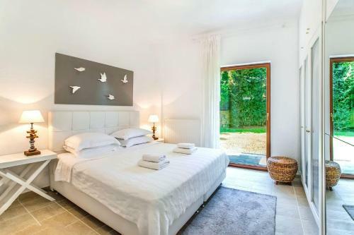 Urania Sani Villas