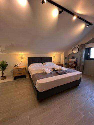 Ionian Hospitality ???????