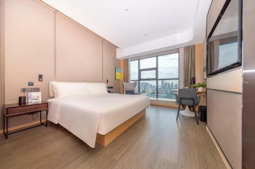 Atour Hotel Wuhan International Expo Center