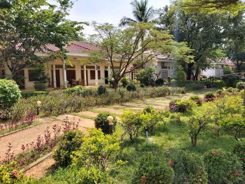 Hostal Xuan Mai Guesthouse