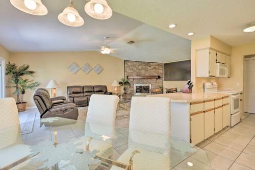 Edgewater Abode About 7 Mi To New Smyrna Beach!