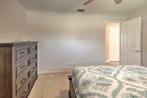 Edgewater Abode About 7 Mi To New Smyrna Beach!