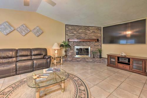 Edgewater Abode About 7 Mi To New Smyrna Beach!