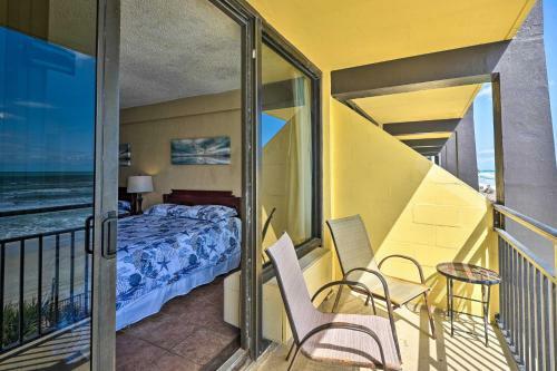 Apartamento Oceanfront Getaway With Beach And Pools Access!