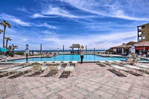 Apartamento Oceanfront Getaway With Beach And Pools Access!