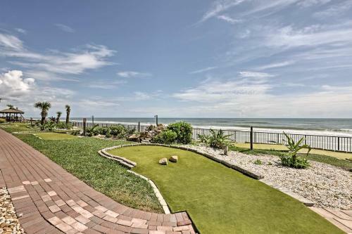 Apartamento Oceanfront Getaway With Beach And Pools Access!