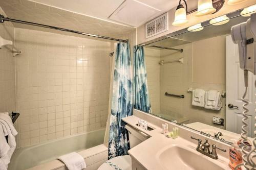 Apartamento Oceanfront Getaway With Beach And Pools Access!