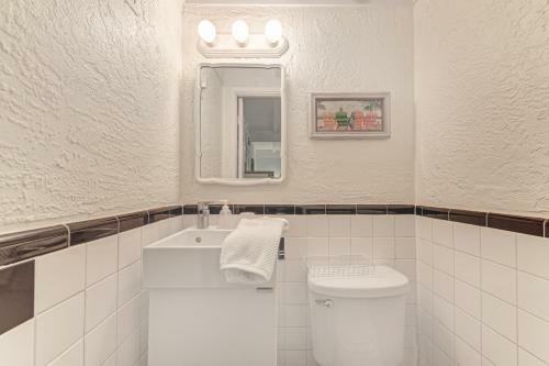 New Rental Private Heated Pool Sleeps 10 In Total Home