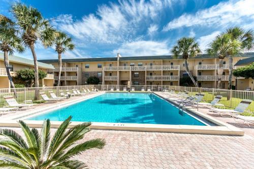 Apartamento Venus 117 Is A 1 Br With Recent Updates Steps From The Pool And Beach Access Condo