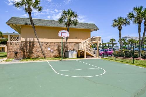 Apartamento Venus 117 Is A 1 Br With Recent Updates Steps From The Pool And Beach Access Condo