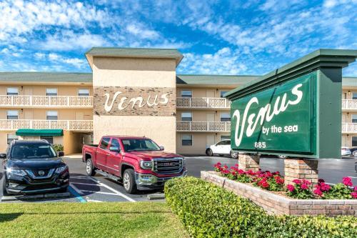 Apartamento Venus 117 Is A 1 Br With Recent Updates Steps From The Pool And Beach Access Condo