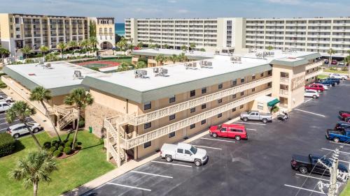 Apartamento Venus 117 Is A 1 Br With Recent Updates Steps From The Pool And Beach Access Condo