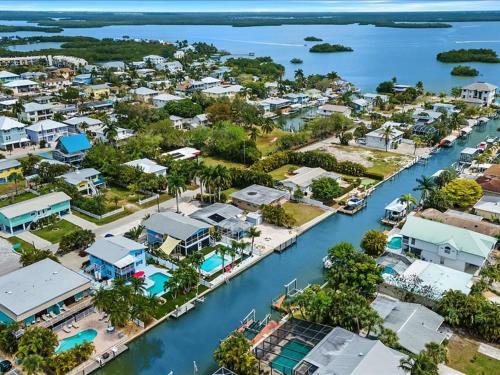Bahia Via #2 At Bayfront Vacation