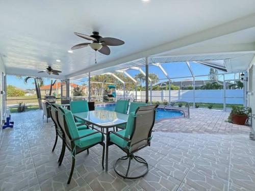 Pelican Central With Heated Pool