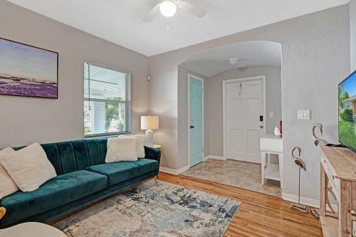 Casa Azul Close To Beach/wilton Manors/parking/pet