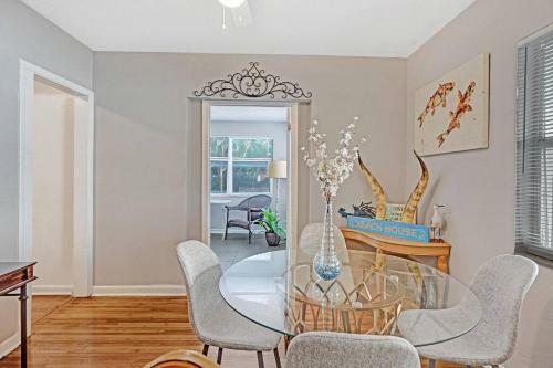 Casa Azul Close To Beach/wilton Manors/parking/pet