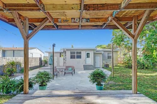 Casa Azul Close To Beach/wilton Manors/parking/pet