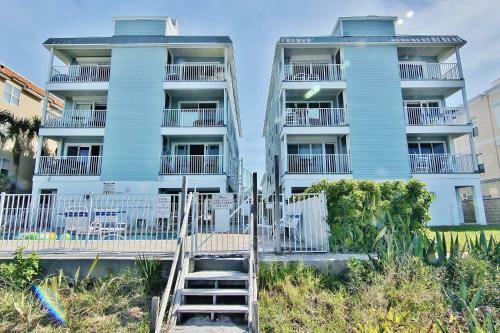 Sea Isle Villas F