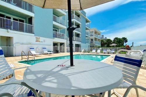 Sea Isle Villas F