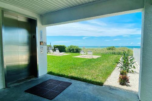 Sea Isle Villas F