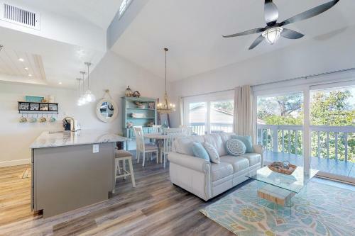 Intercoastal Condo 203