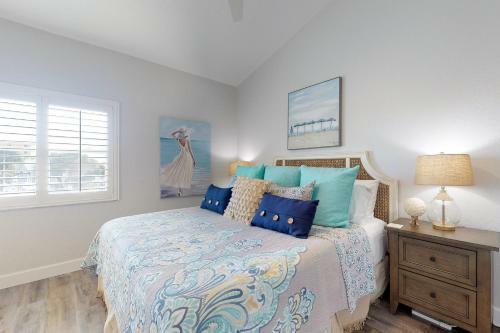 Intercoastal Condo 203