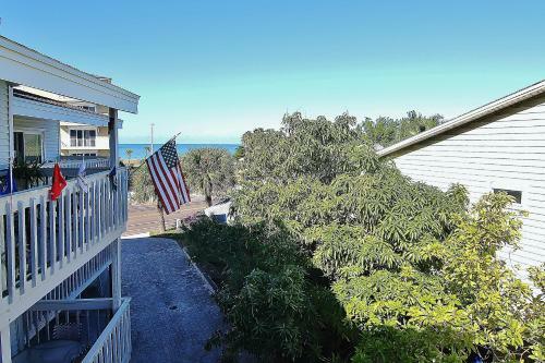 Intercoastal Condo 203