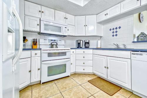Beach Palms 406
