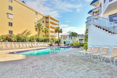 Beach Palms 406