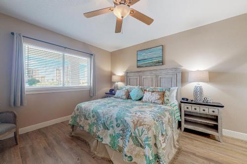 Sun West Palms 202