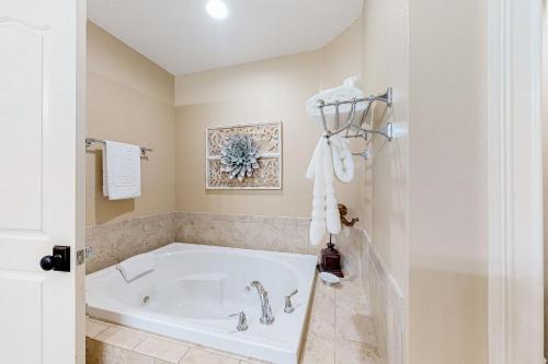 Sun West Palms 202