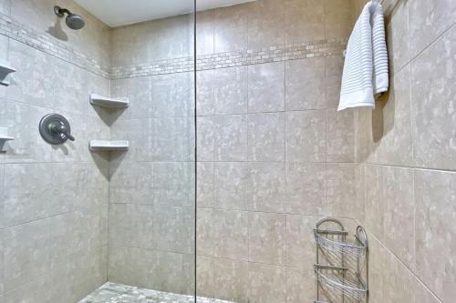 Lighthouse Pointe 502