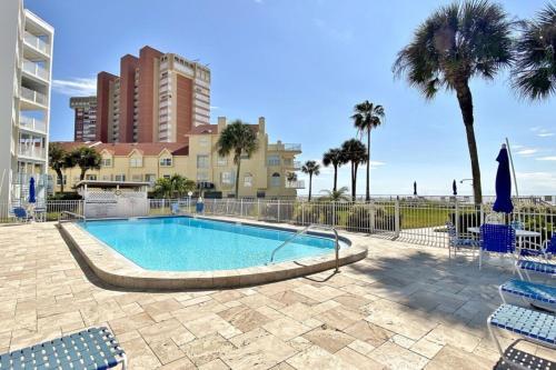 Lighthouse Pointe 502