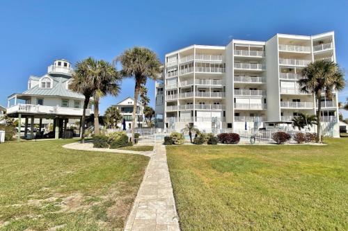 Lighthouse Pointe 502