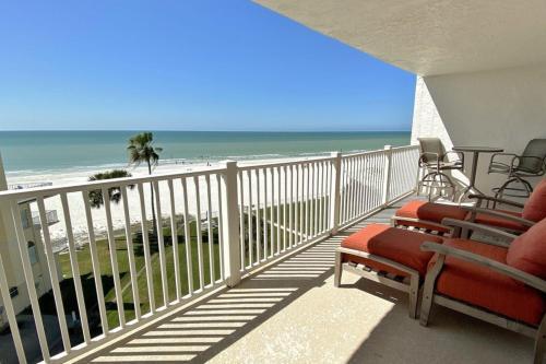 Lighthouse Pointe 502