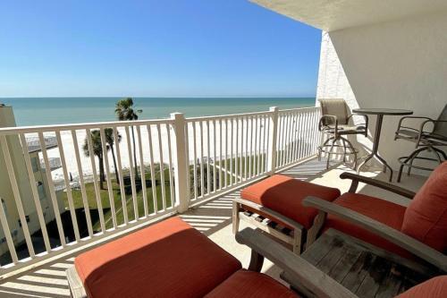 Lighthouse Pointe 502