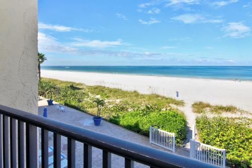 Belleair Beach Club 214