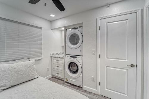 Beach Cottage 1206